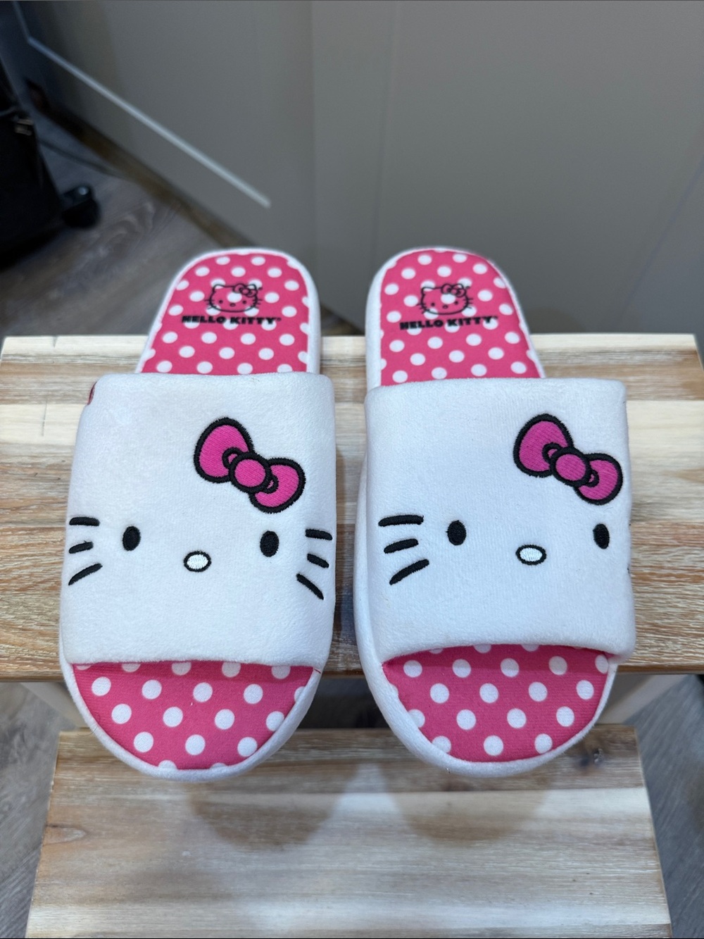 New. Hello Kitty White Plush Slides with Pink Polka Dot Insole